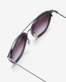 Barton Perreira Courtier 007