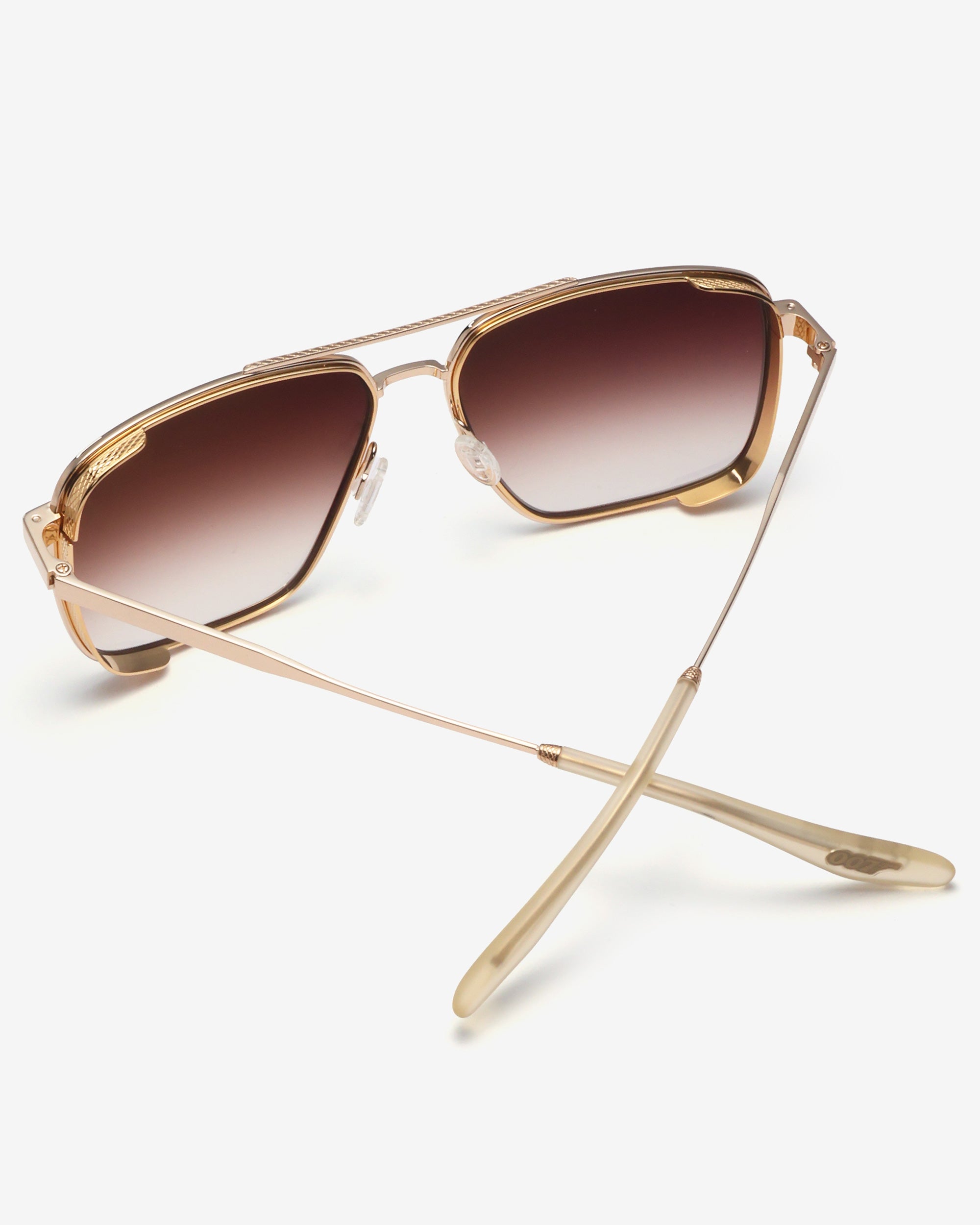 Barton Perreira 007 Scaramanga | Van Braam
